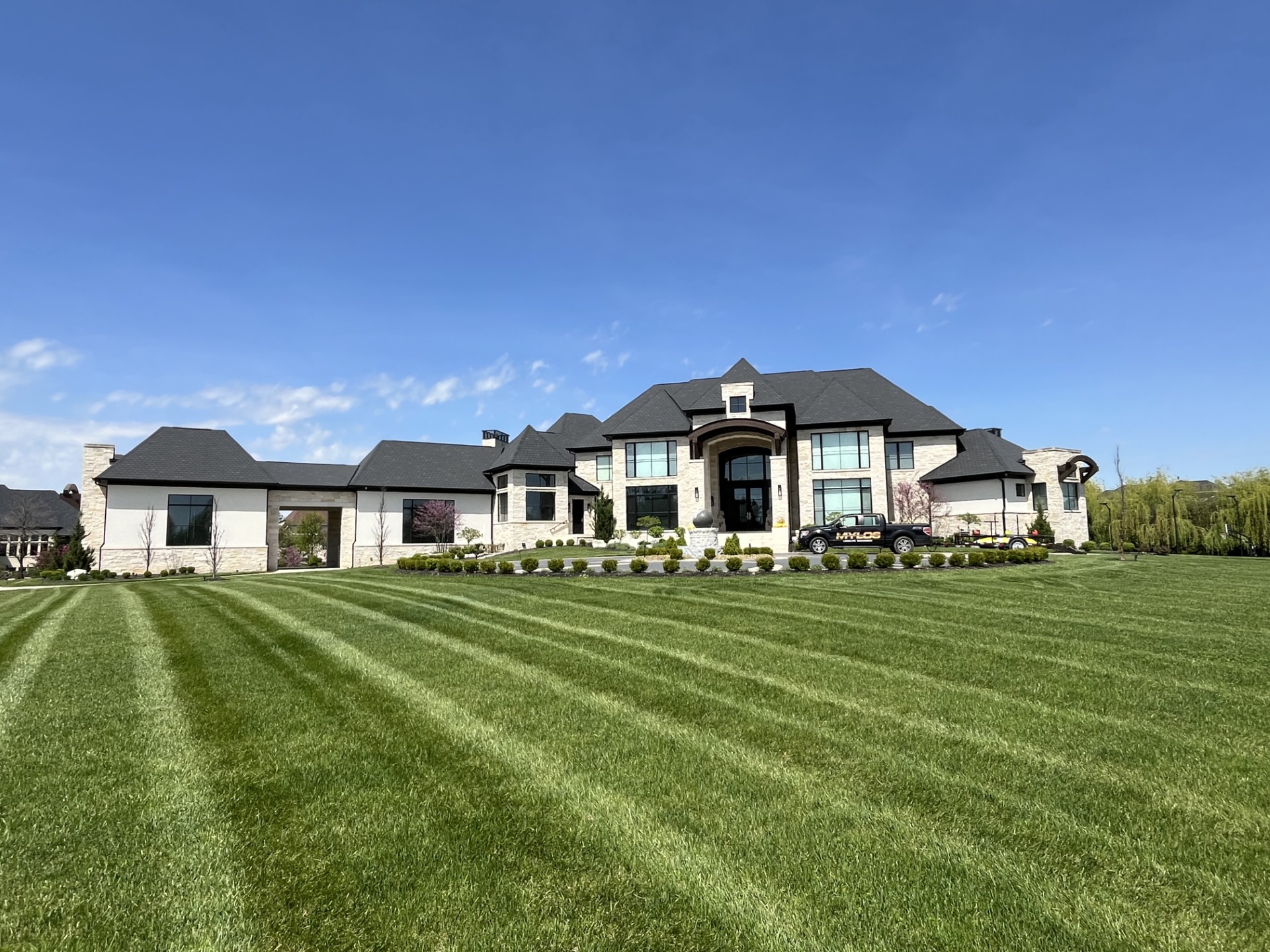 Carmel-Lawn-Care-Fertilization-and-Weed-Control